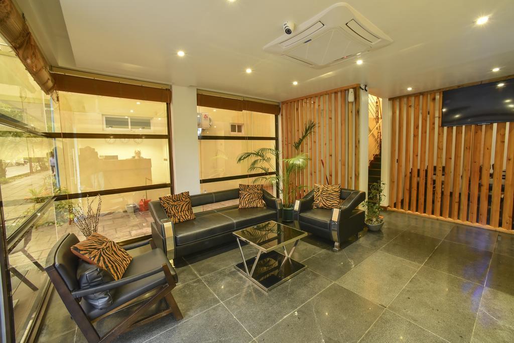 胡鲁马累 Crown Arena酒店 外观 照片